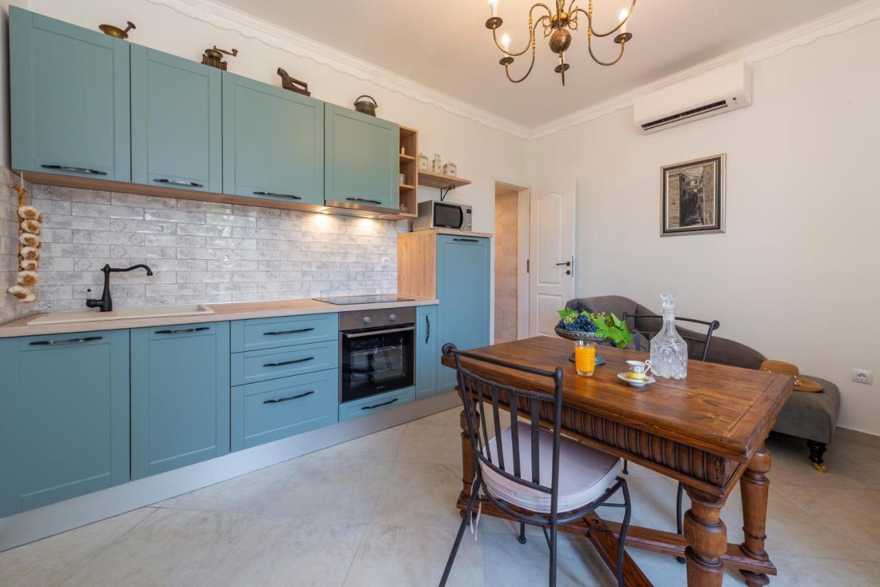 Old Garden Apartment